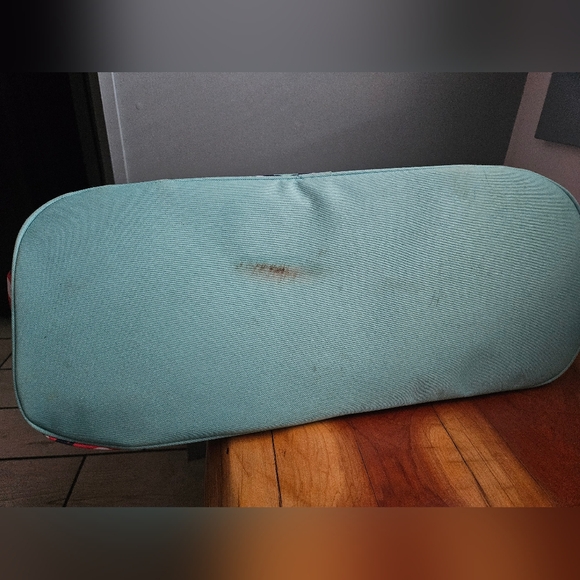 geckobrands 19.5" large beach tote with pockets, has mark on bottom as shown - Picture 5 of 5